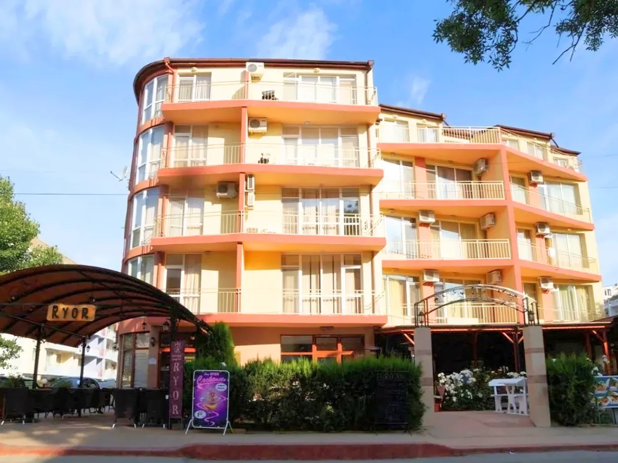 Ryor (Sunny Beach)