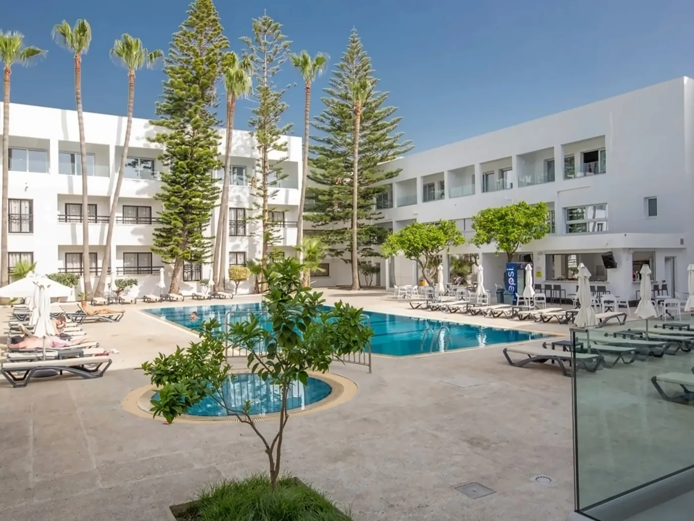 Anthea Hotel Apartments