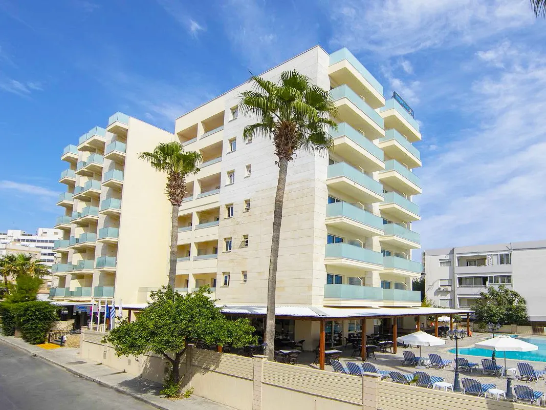 Kapetanios Limassol Hotel