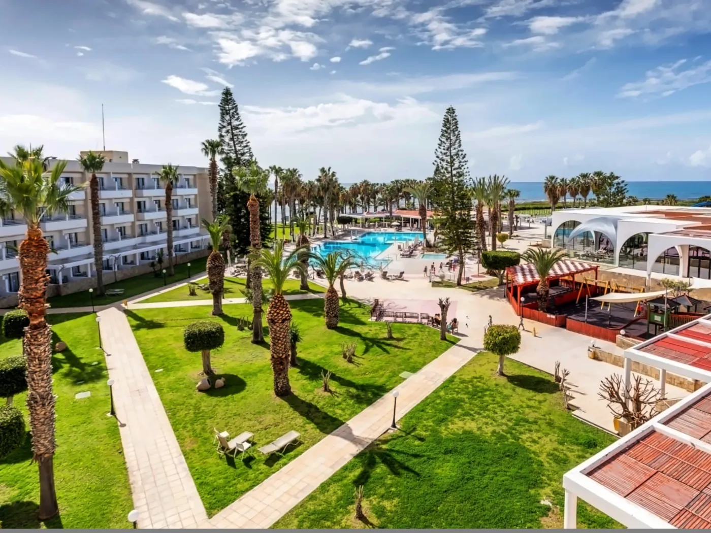 Louis Phaethon Beach