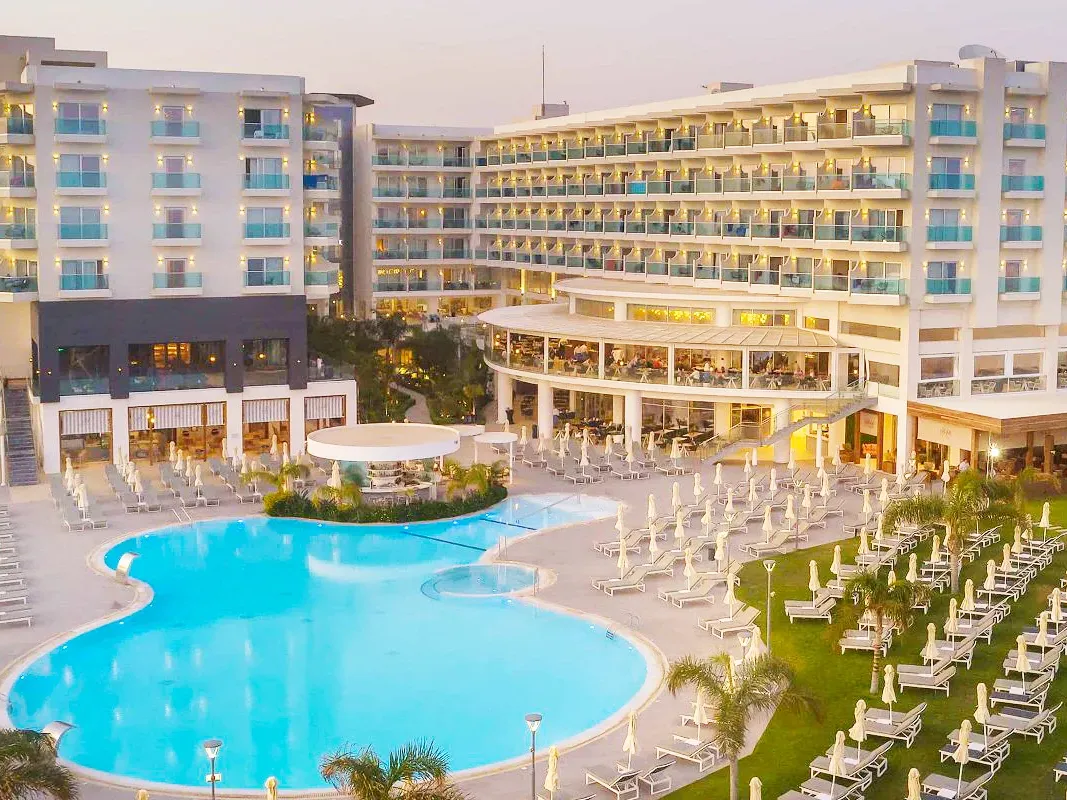 Nissiblu Beach Resort