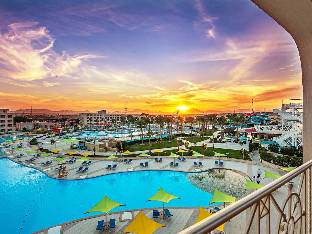 Titanic Resort & Aquapark Hurghada