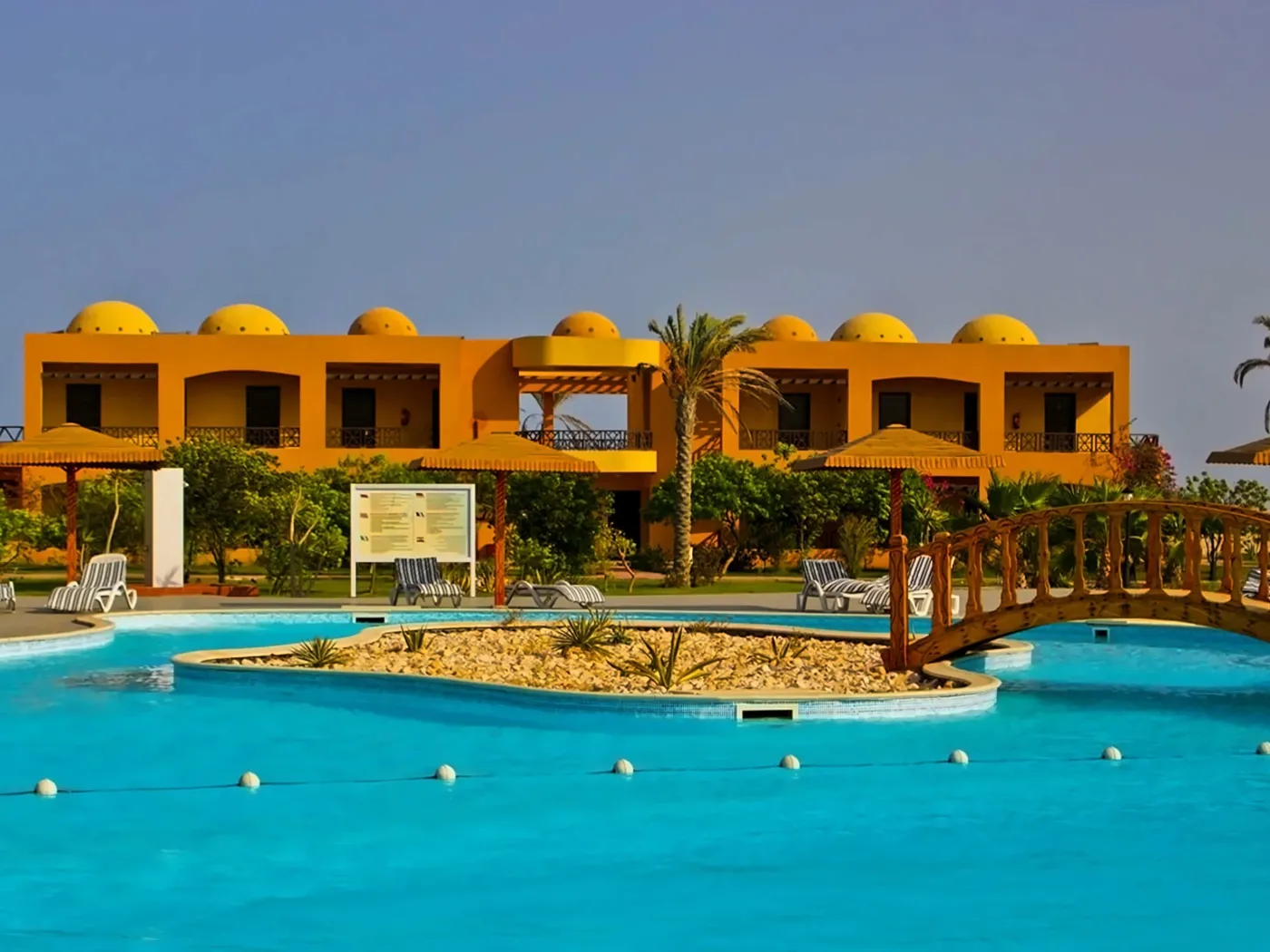 Wadi Lahmy Azur Resort