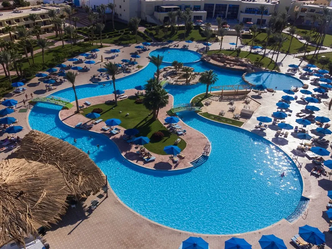 Amwaj Oyoun Hotel & Resort