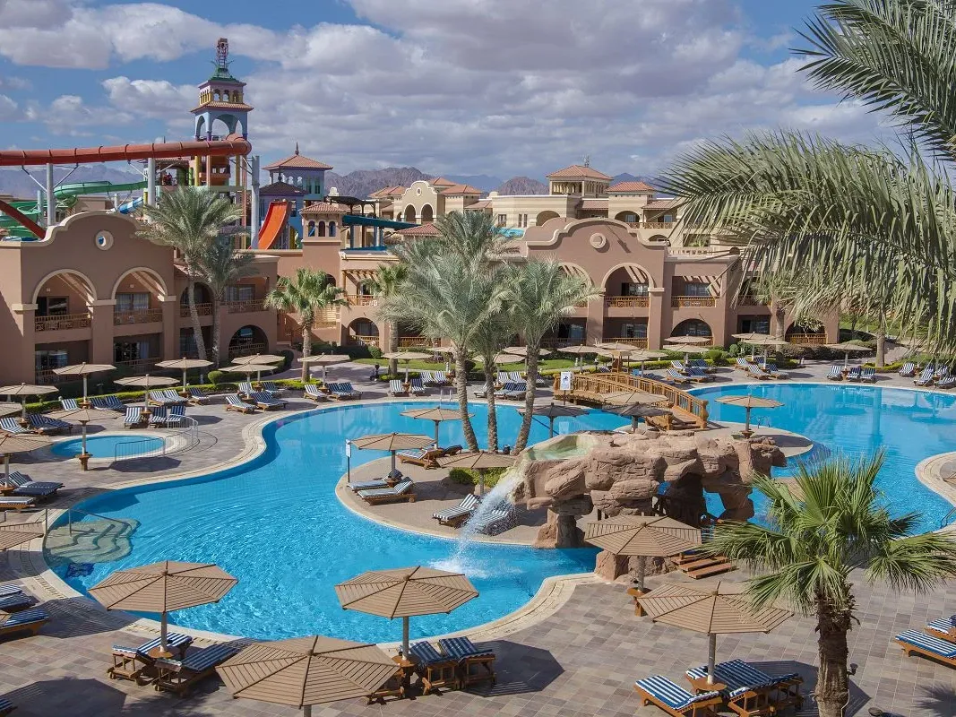 Charmillion Gardens Aquapark