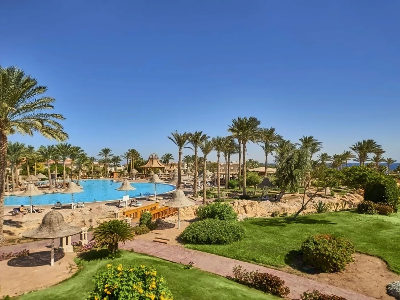 Parrotel Beach Resort