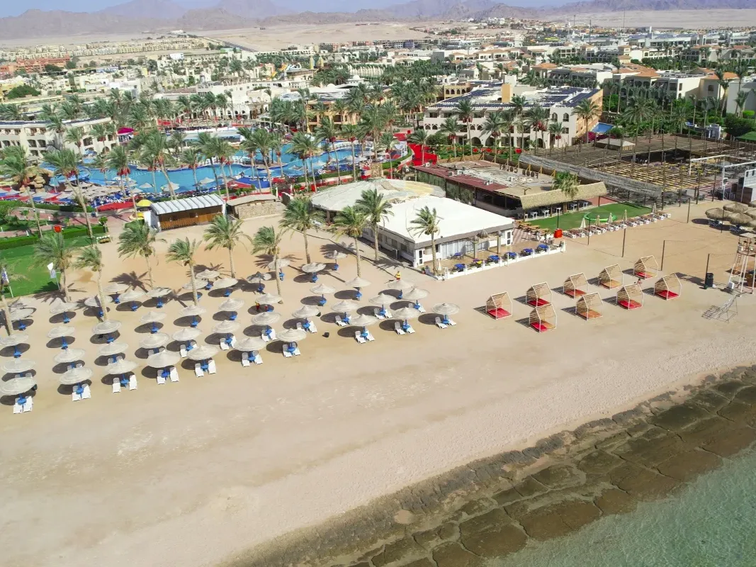 Sea Beach Edge By Rotana