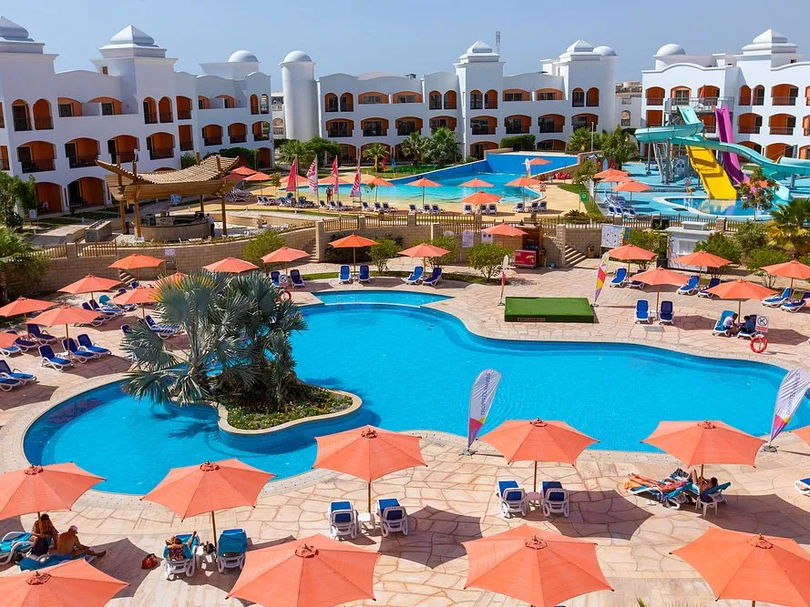 Waves Hotel