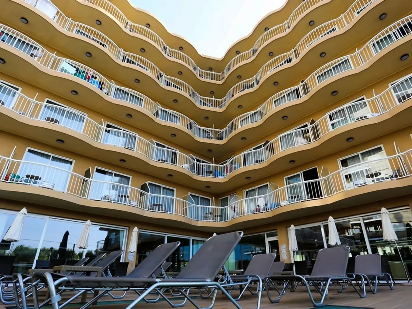 Hotel Volga - Adults Recommended