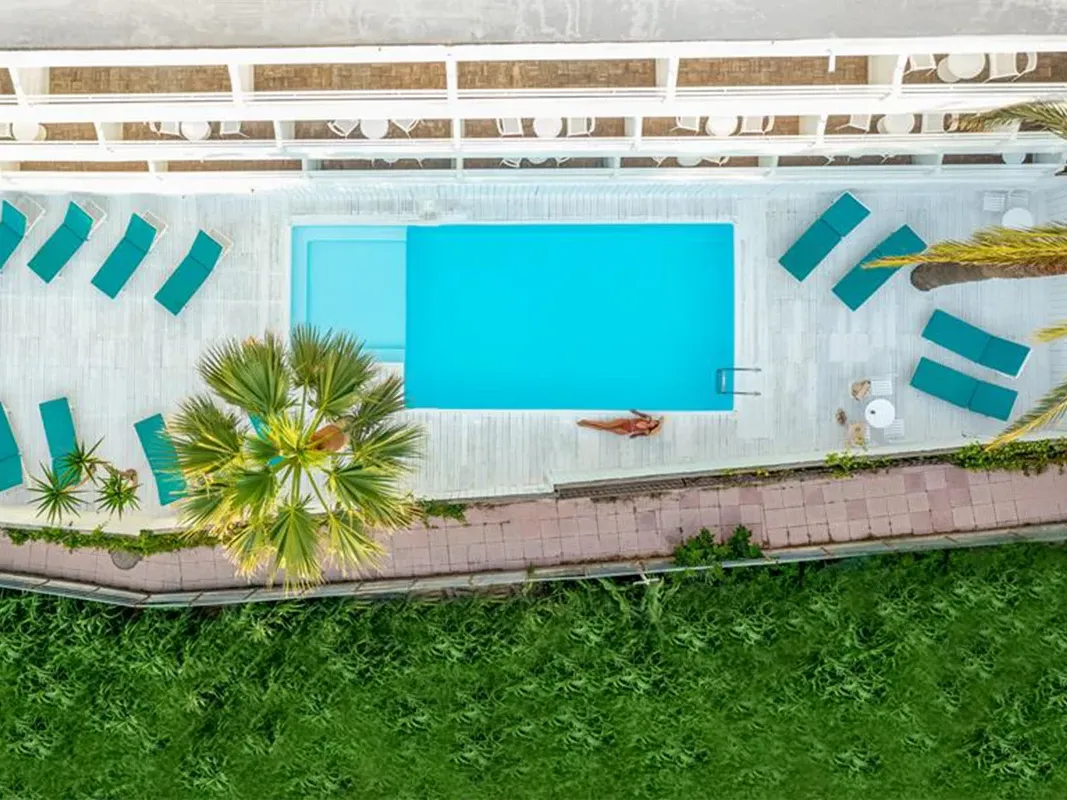 Azure Mare Hotel