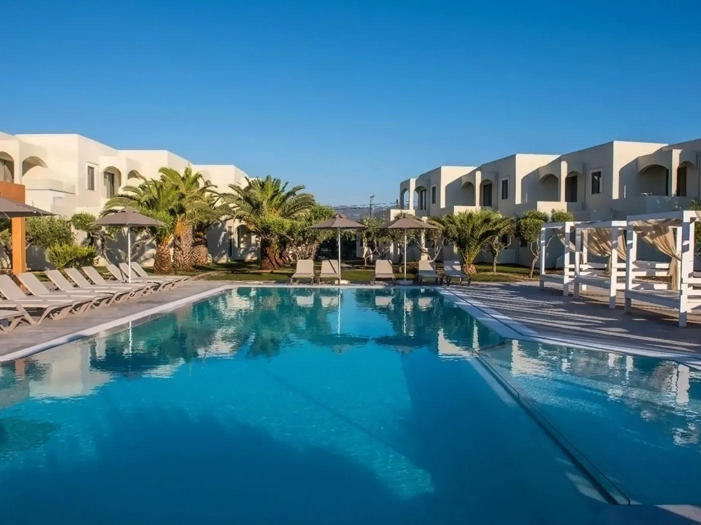Malena Hotel & Suites