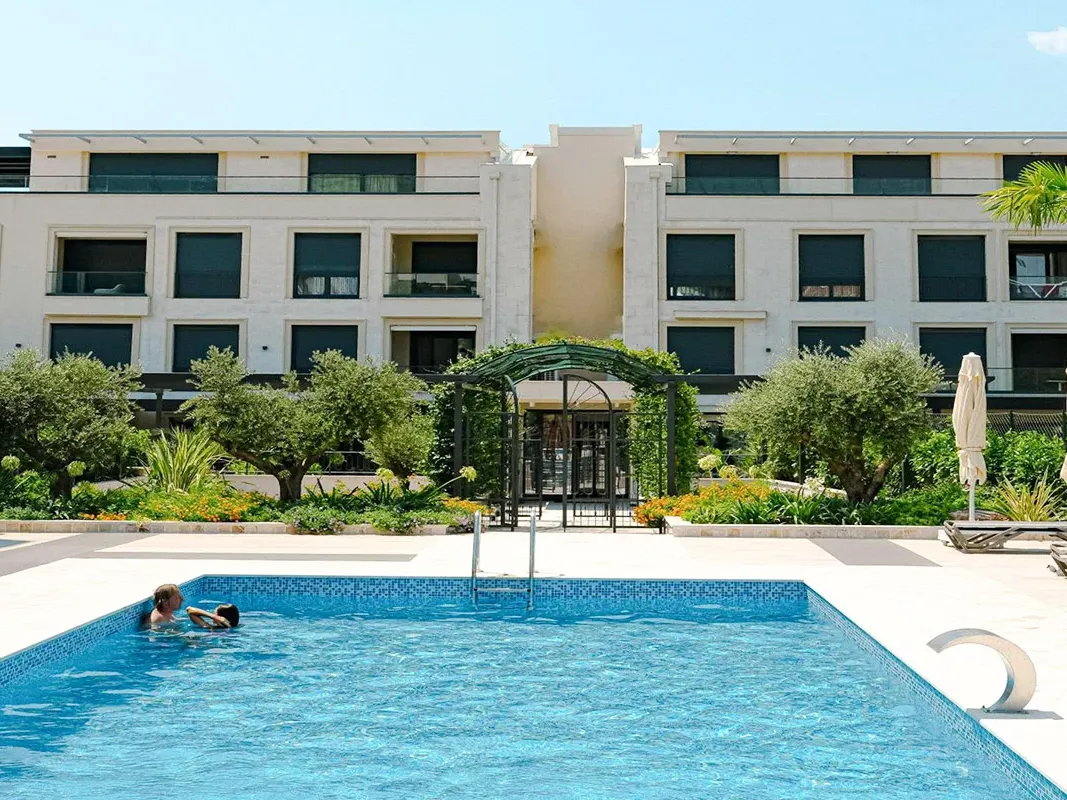 Dimitris Residence