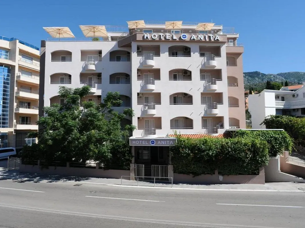 Hotel Anita