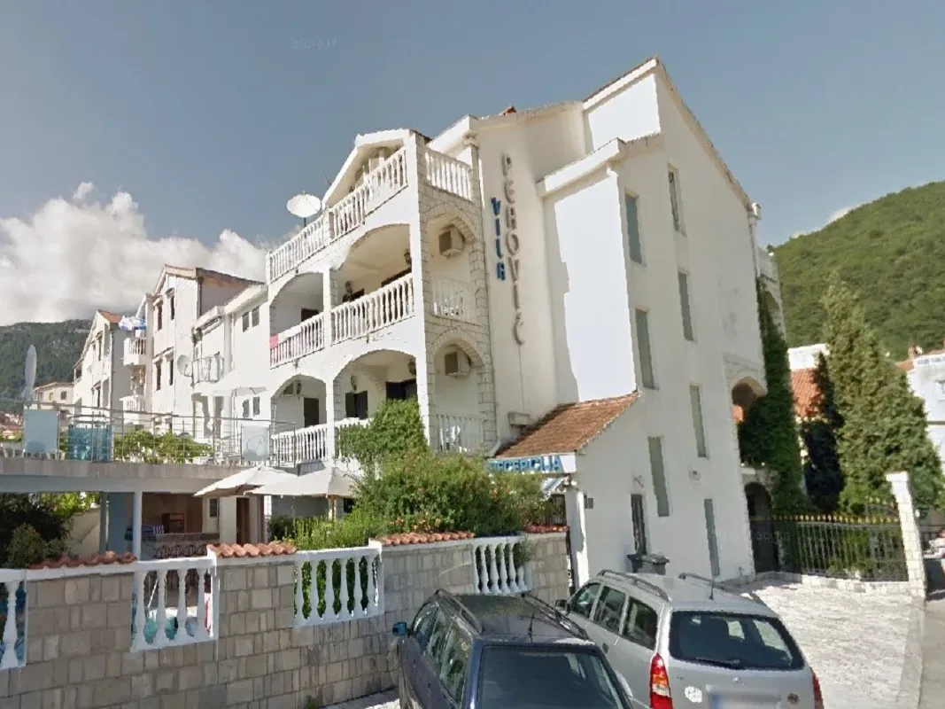 Apartments Vila Perovic