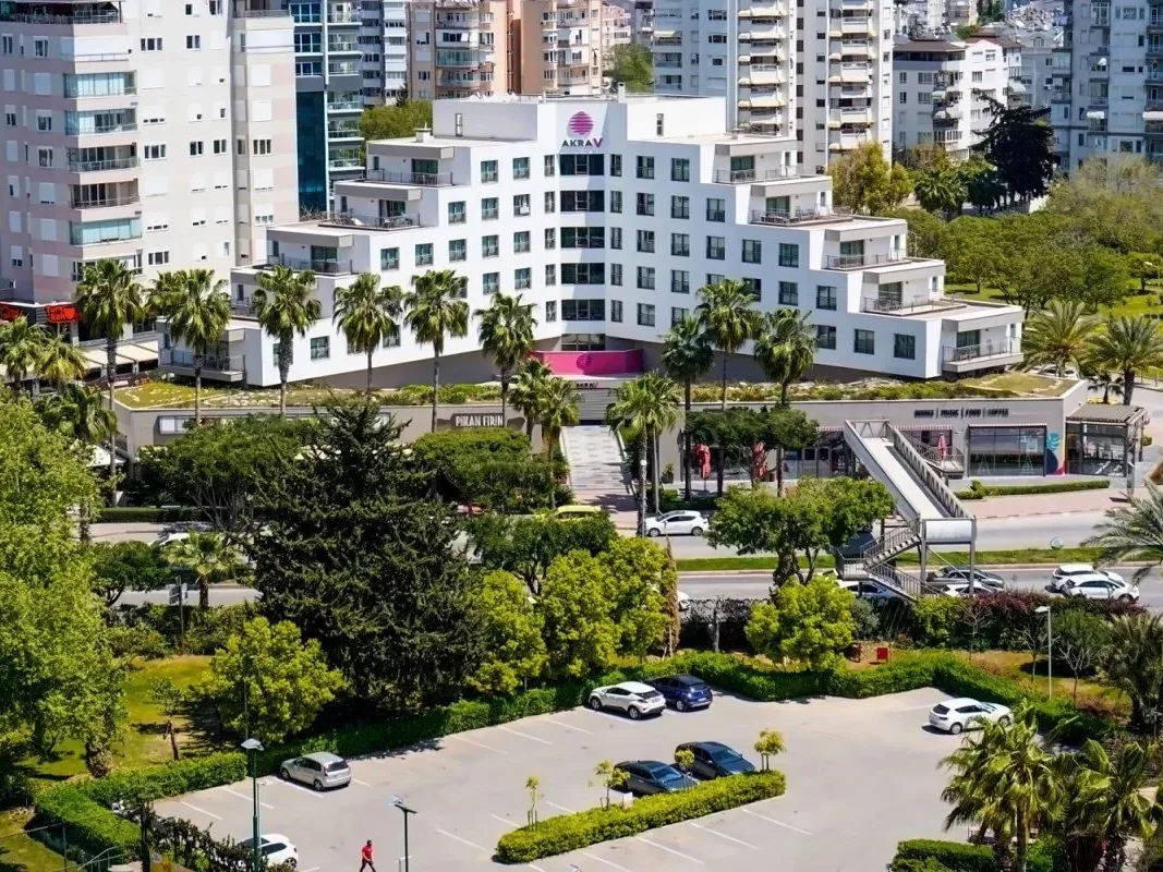 Akra V Hotel