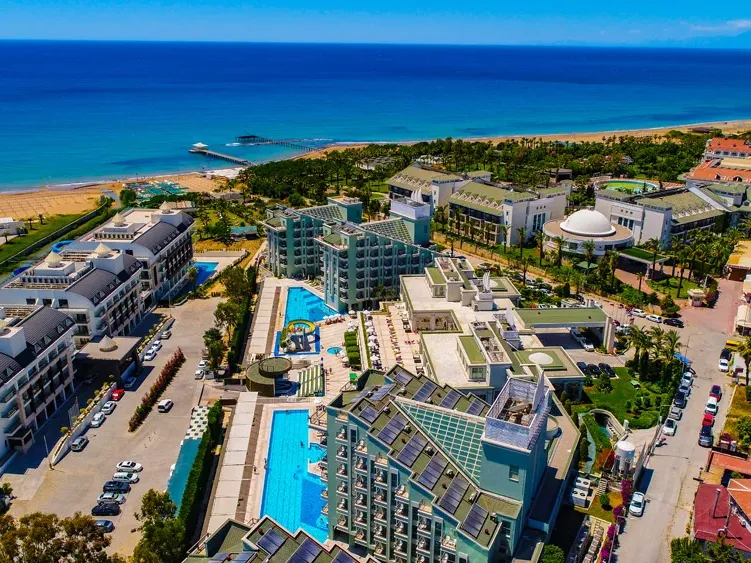 Royal Atlantis Spa & Resort