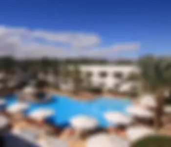 Xperience St. George Homestay Hotel