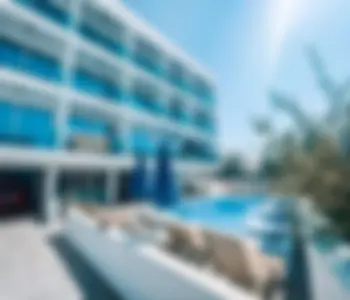Sunny Blue Hotel